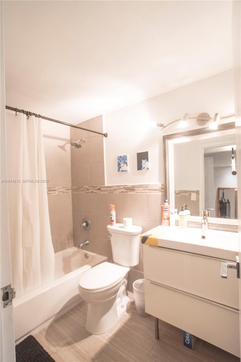 801 Brickell Bay Dr # 363, Miami FL 33131 — 7