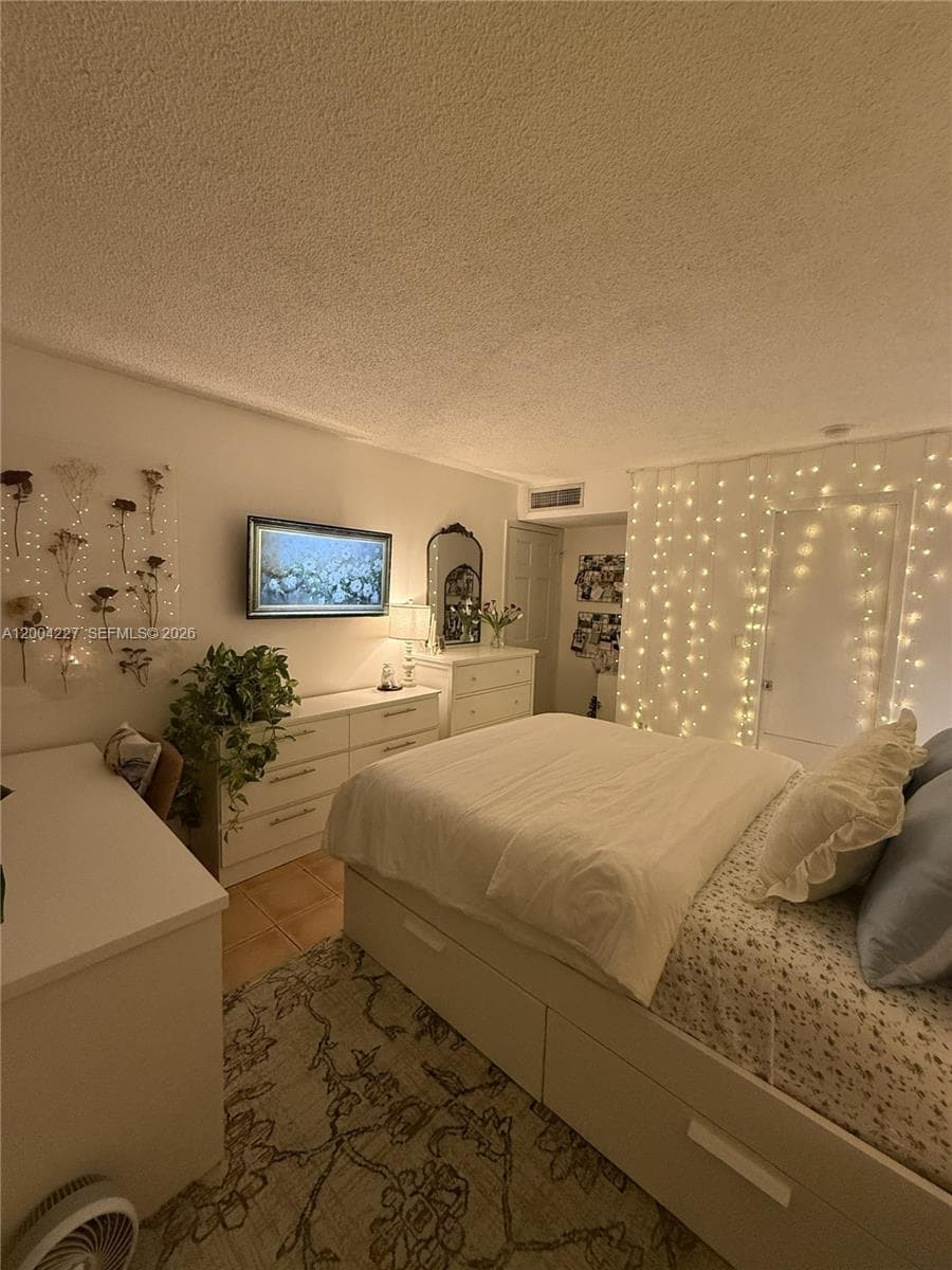 15650 SW 80th St # 208, Miami FL 33193 — 18