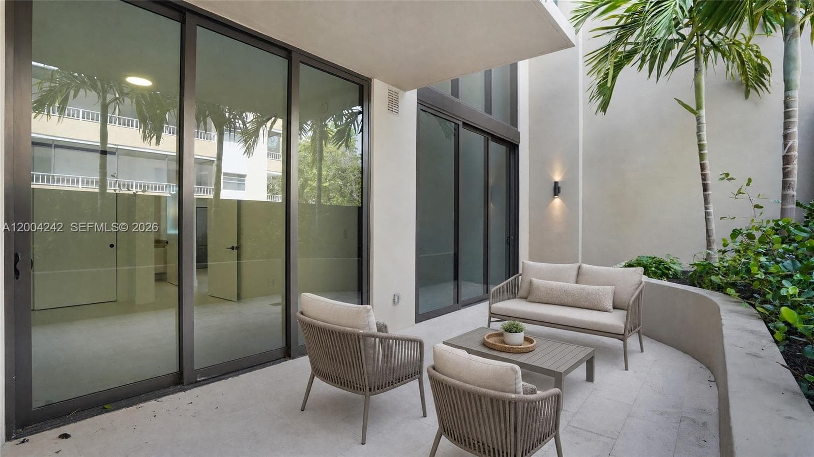 3034 Oak Ave # 2, Miami FL 33133 — 8