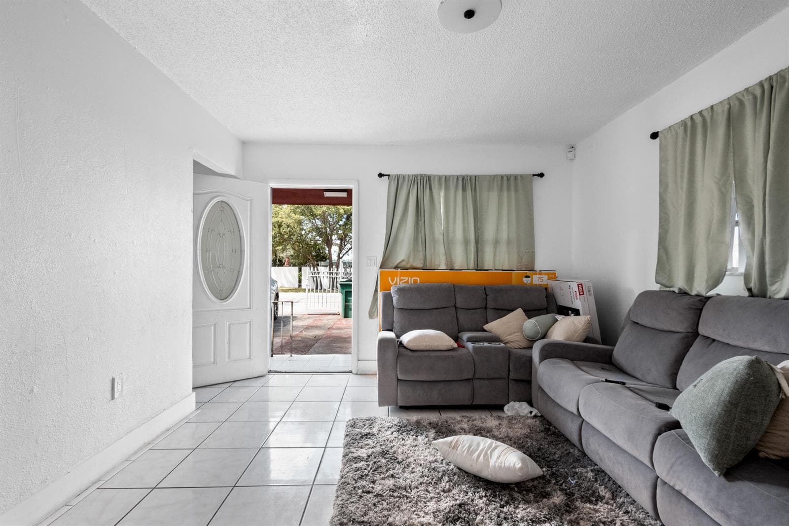 426 NE 166th Street # 2, North Miami Beach FL 33162 — 6