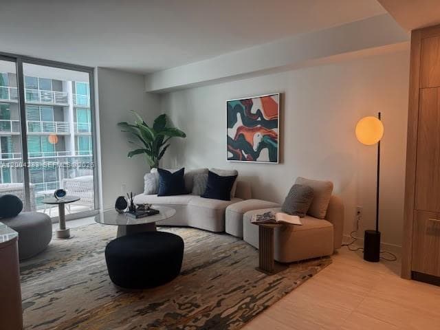 77 SE 5th St # 1508, Miami FL 33131 — 9