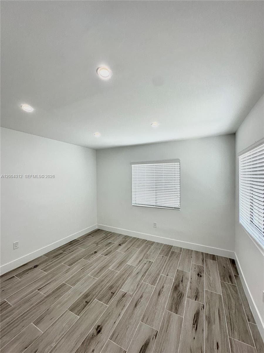 551 SW 57th Ave # 1, Miami FL 33144 — 5