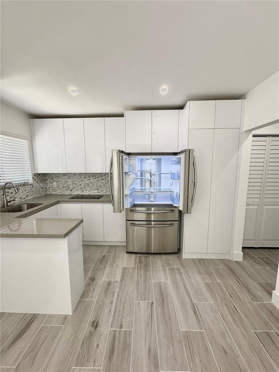 551 SW 57th Ave # 1, Miami FL 33144 — 10