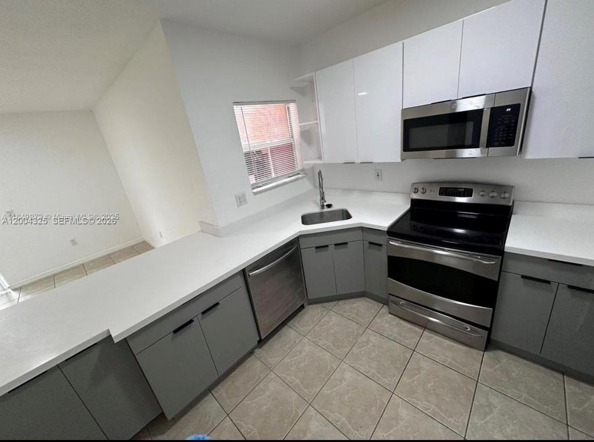 941 SW 6TH PL, Florida City FL 33034 — 3