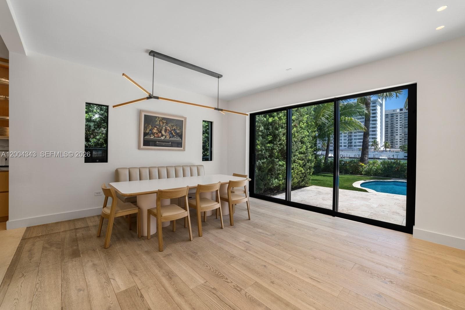 5763 Pine Tree Dr, Miami Beach FL 33140 — 12