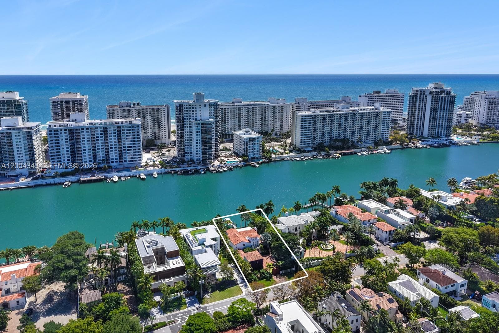 5763 Pine Tree Dr, Miami Beach FL 33140 — 22