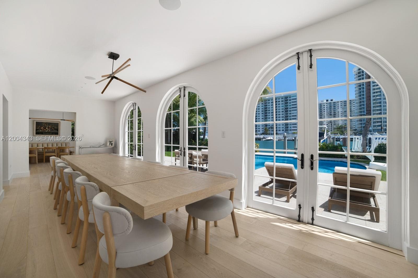 5763 Pine Tree Dr, Miami Beach FL 33140 — 5