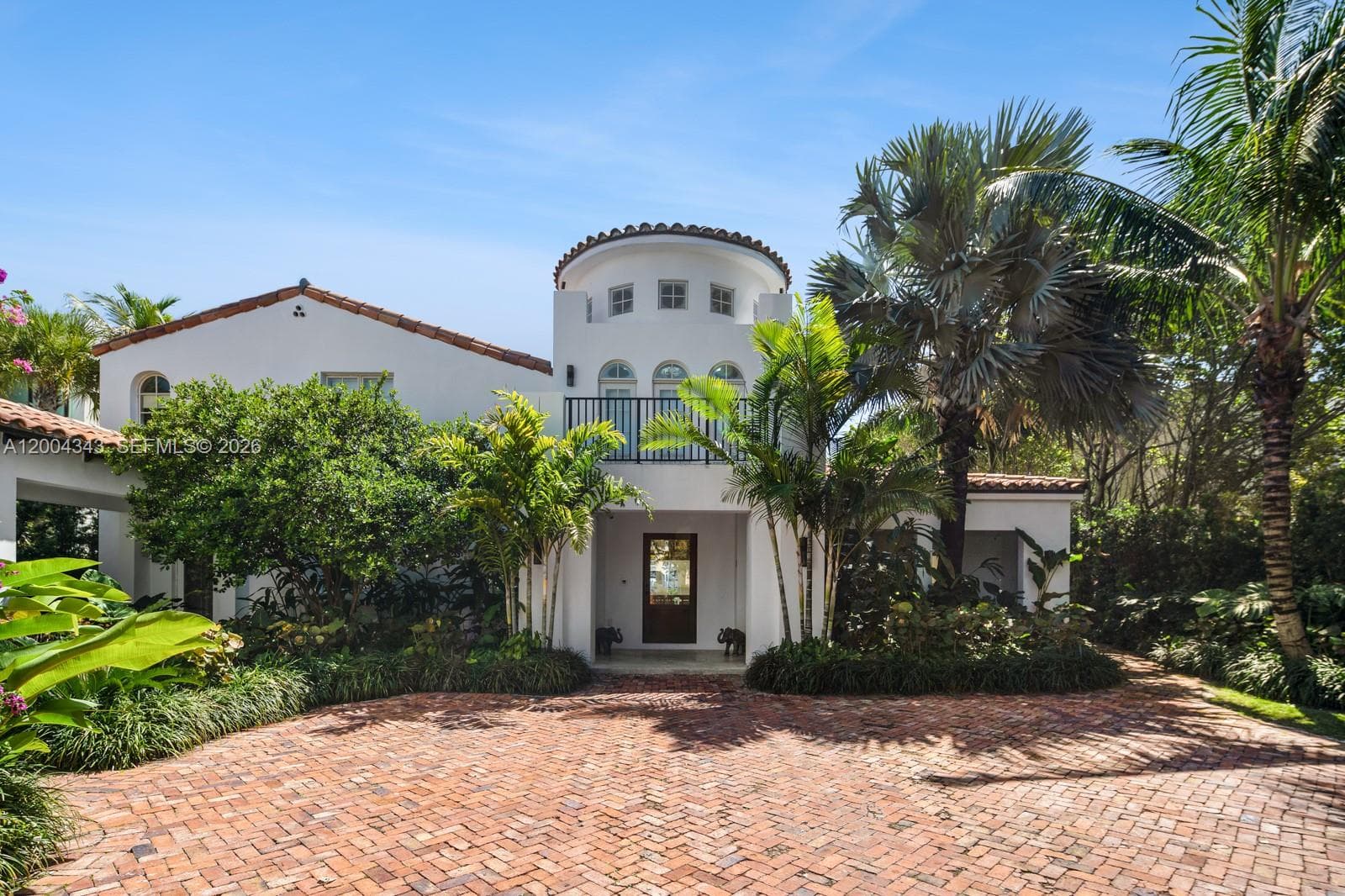 5763 Pine Tree Dr, Miami Beach FL 33140 — 25