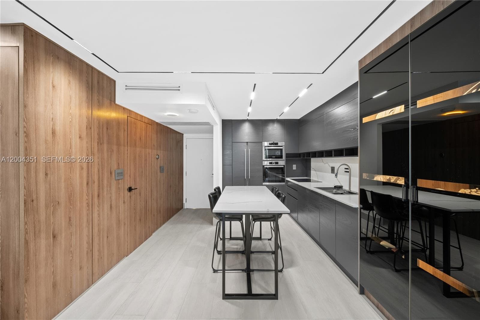2301 Collins Ave # 432, Miami Beach FL 33139 — 6