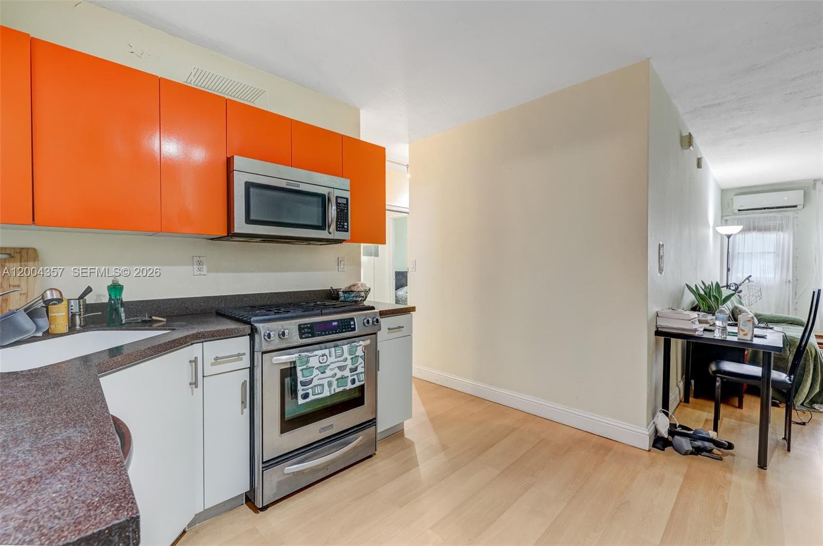 1300 Lincoln Rd # B402, Miami Beach FL 33139 — 12