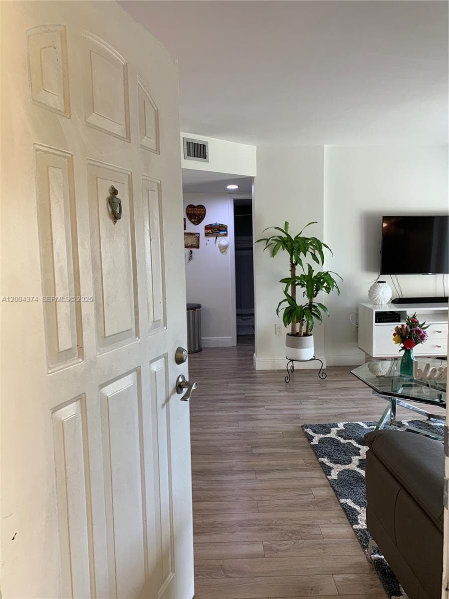 8660 SW 212th St # 305, Cutler Bay FL 33189 — 7