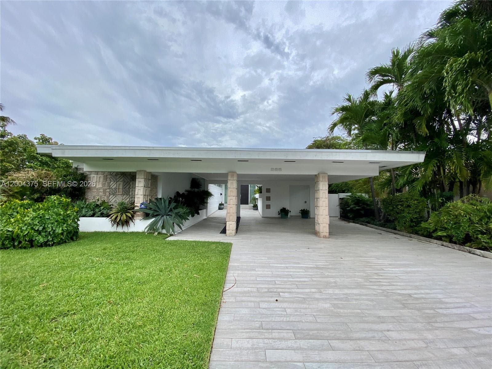 265 N Shore Dr, Miami Beach FL 33141 — 26