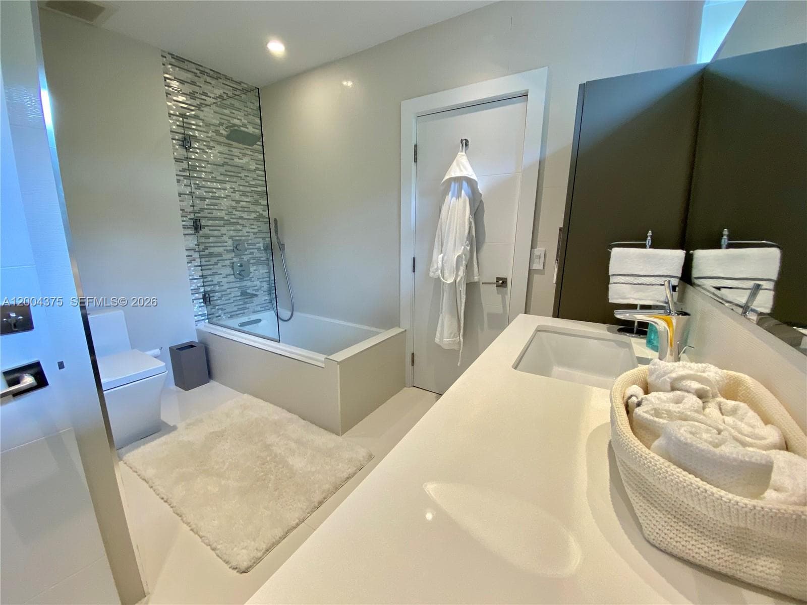 265 N Shore Dr, Miami Beach FL 33141 — 20