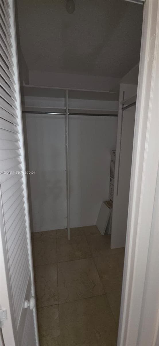 2750 NE 183rd St # 2010, Aventura FL 33160 — 27