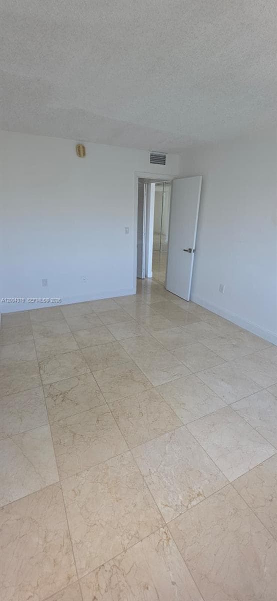2750 NE 183rd St # 2010, Aventura FL 33160 — 26
