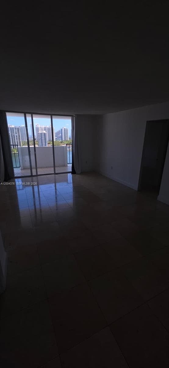 2750 NE 183rd St # 2010, Aventura FL 33160 — 22