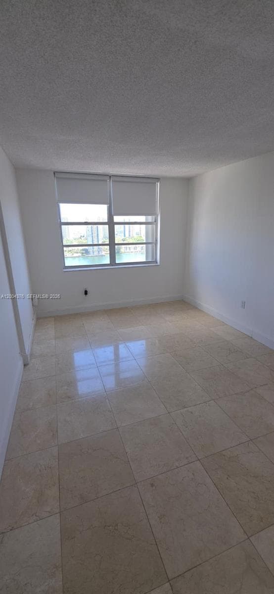 2750 NE 183rd St # 2010, Aventura FL 33160 — 19