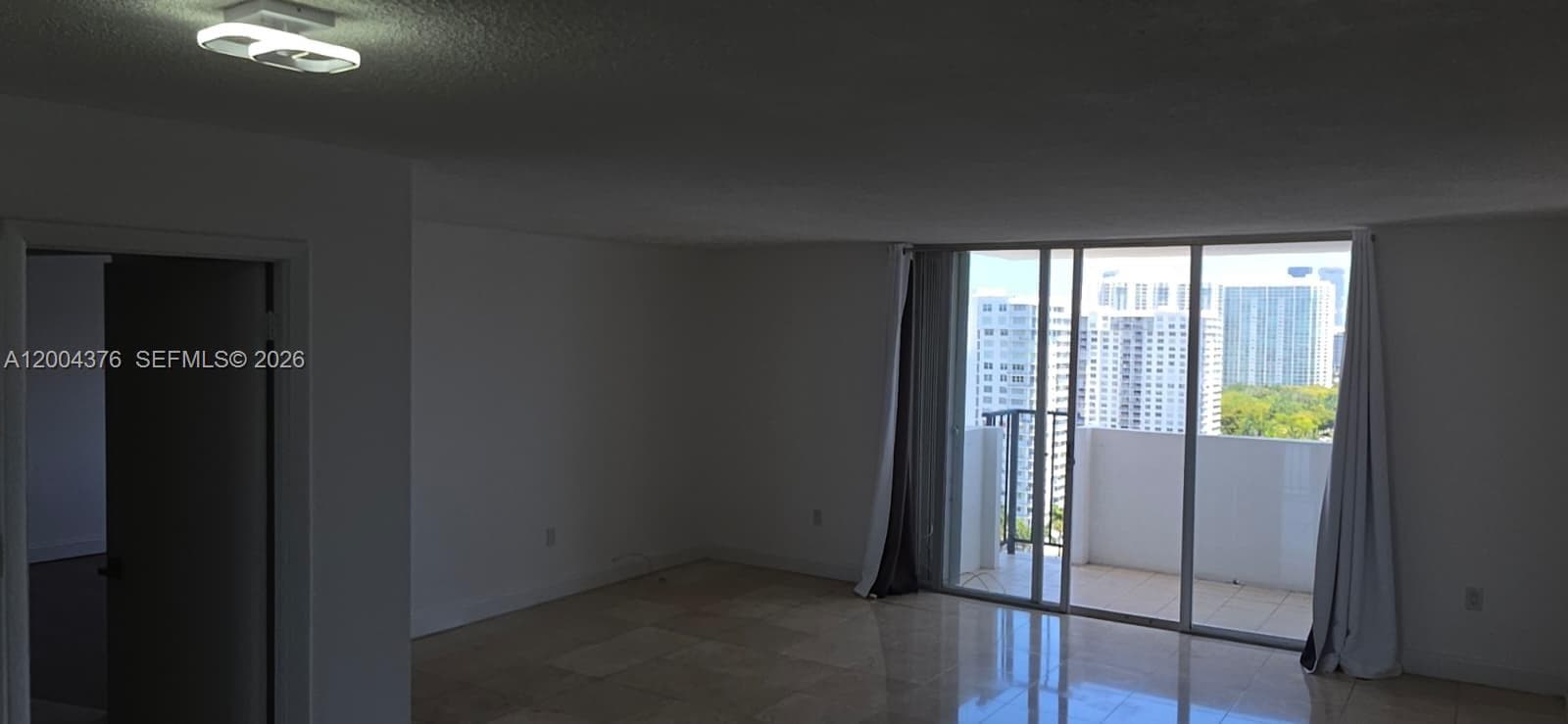 2750 NE 183rd St # 2010, Aventura FL 33160 — 29