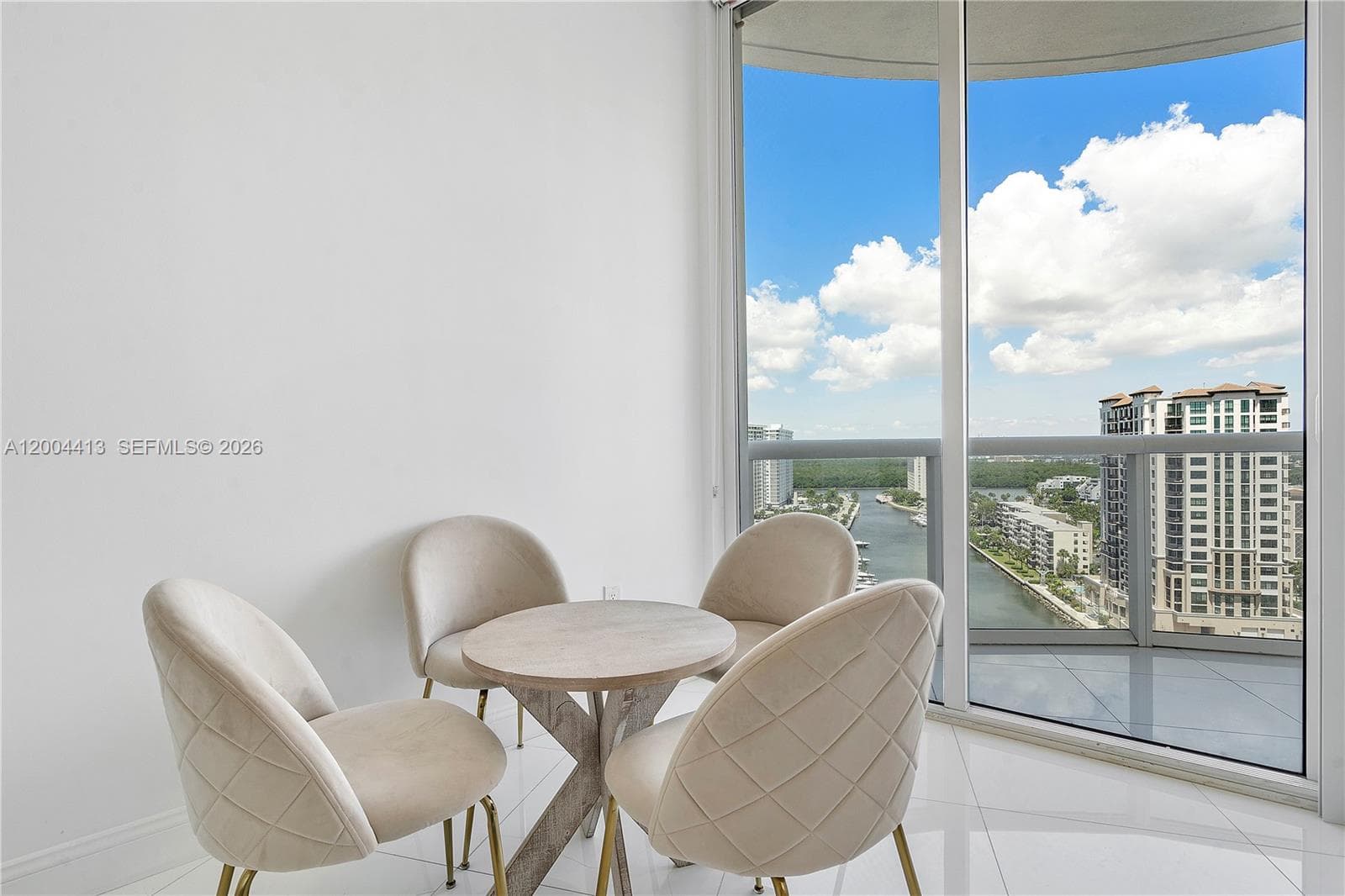 15811 Collins Ave # 1205, Sunny Isles Beach FL 33160 — 23