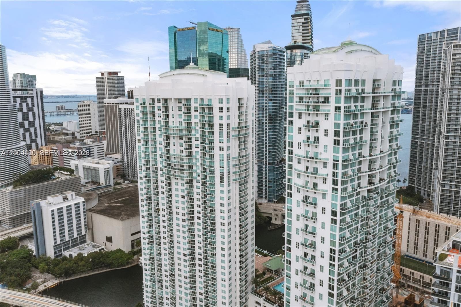 31 SE 5th St # 4121, Miami FL 33131 — 21