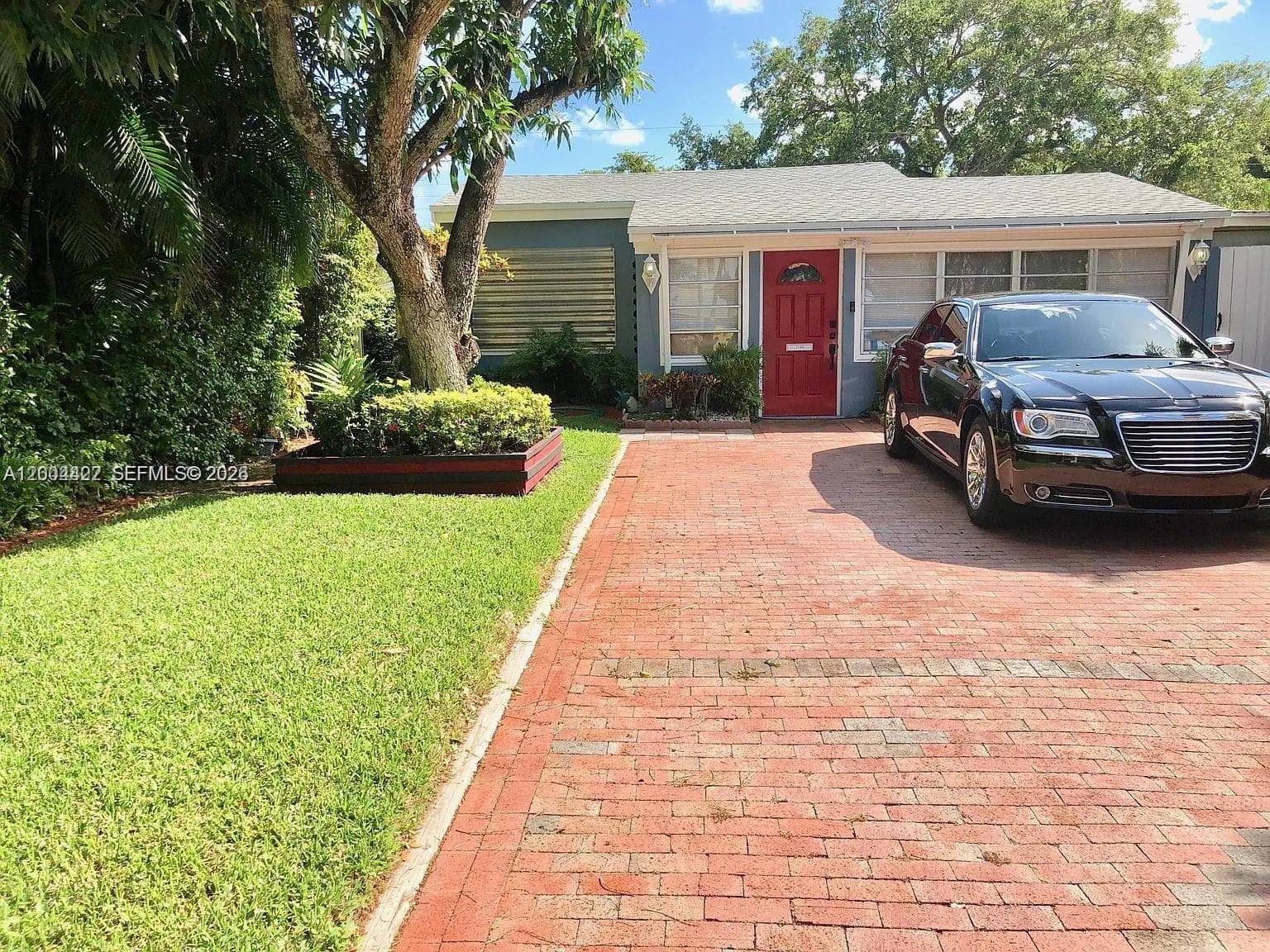2140 NE 180th St, North Miami Beach FL 33162 — 22