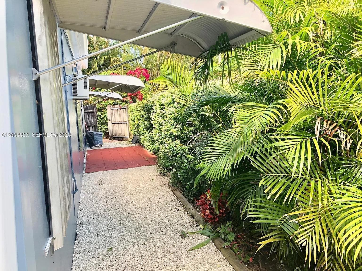2140 NE 180th St, North Miami Beach FL 33162 — 4