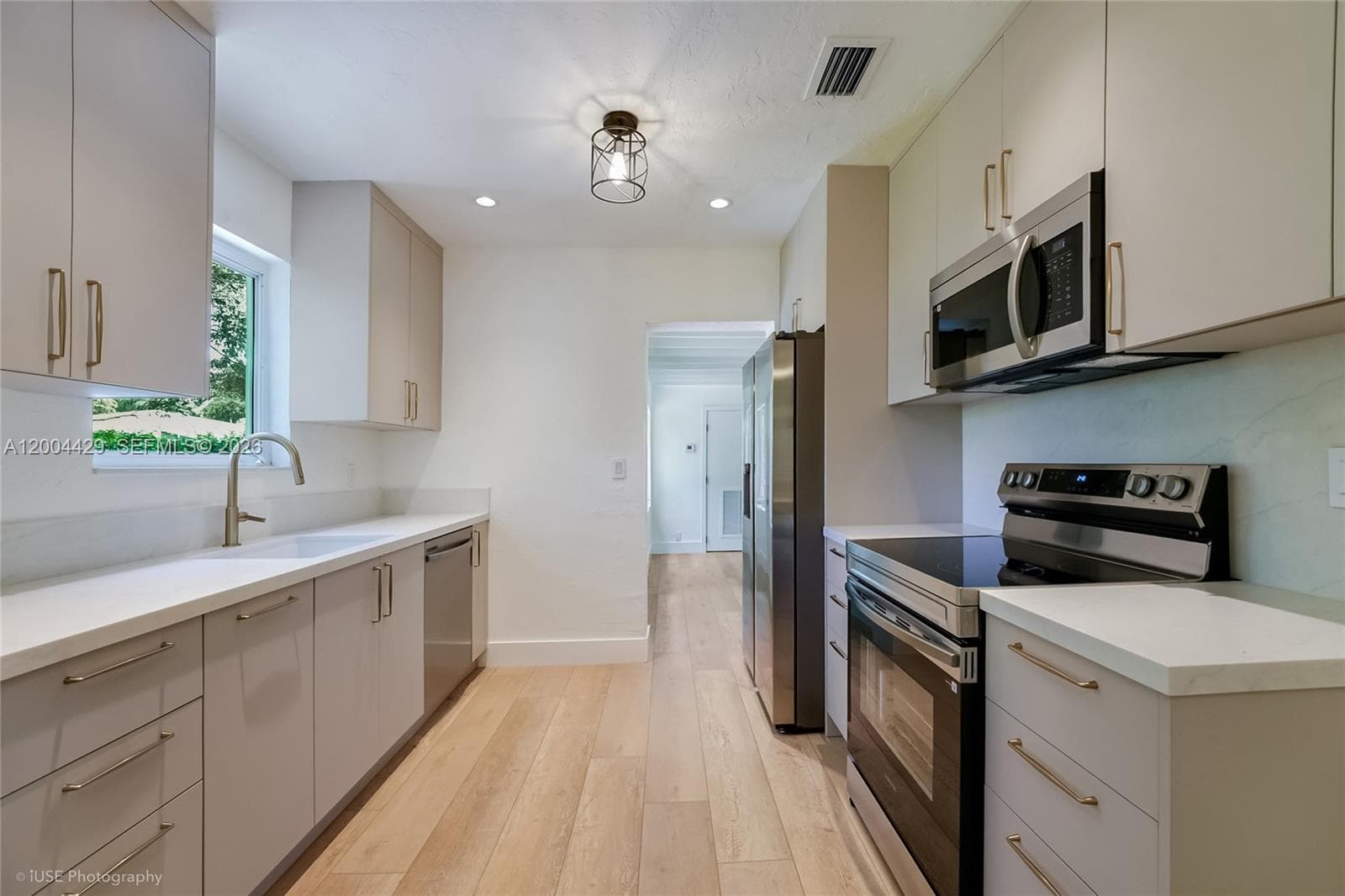 Biltmore Heights Red Rd A, Miami, FL — 10
