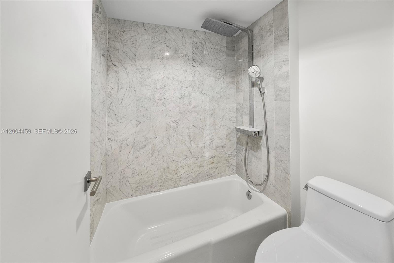 600 Grapetree Dr, Key Biscayne FL 33149 — 53