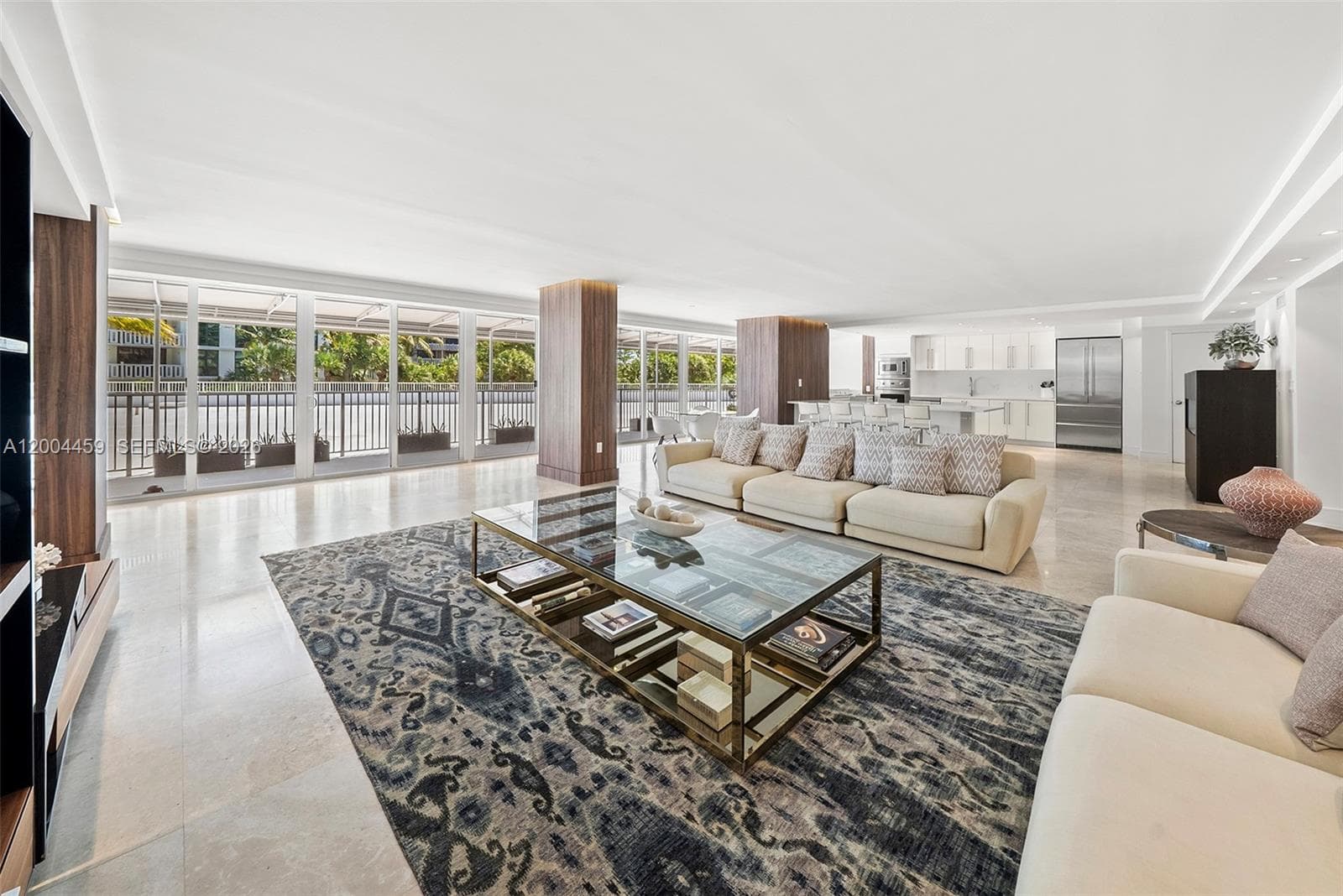 600 Grapetree Dr, Key Biscayne FL 33149 — 7