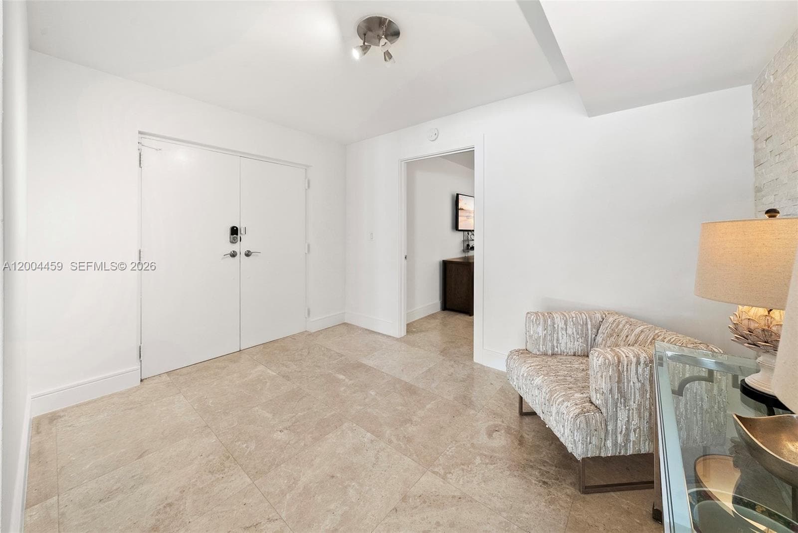 600 Grapetree Dr, Key Biscayne FL 33149 — 54