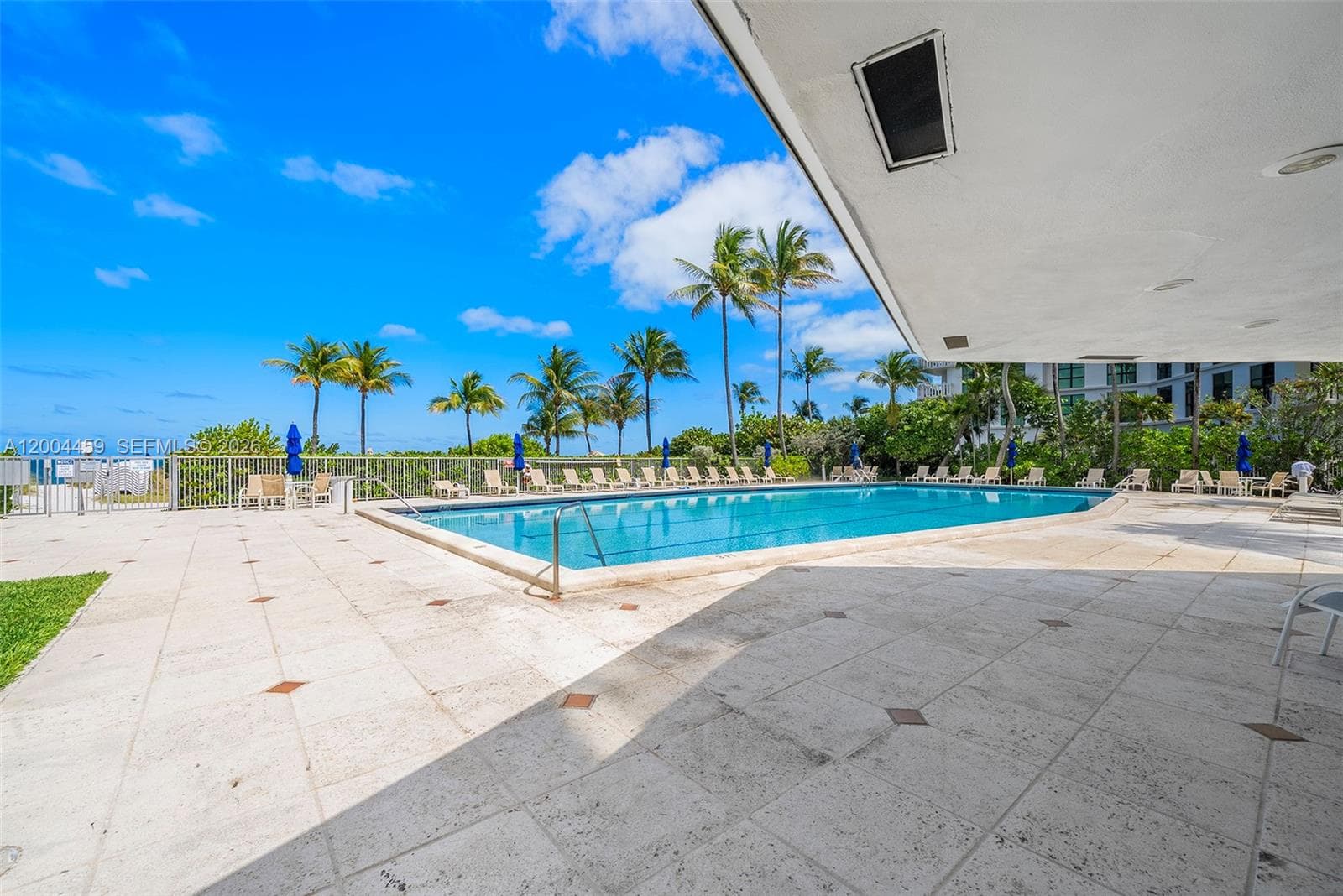 600 Grapetree Dr, Key Biscayne FL 33149 — 58