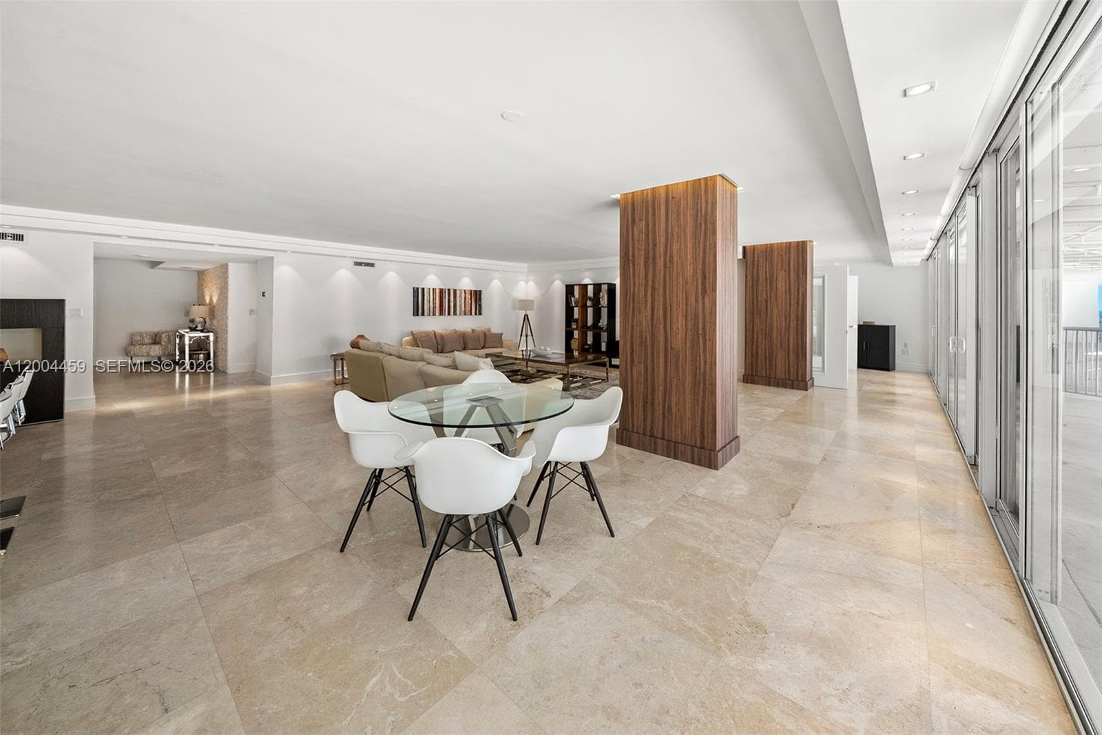 600 Grapetree Dr, Key Biscayne FL 33149 — 11