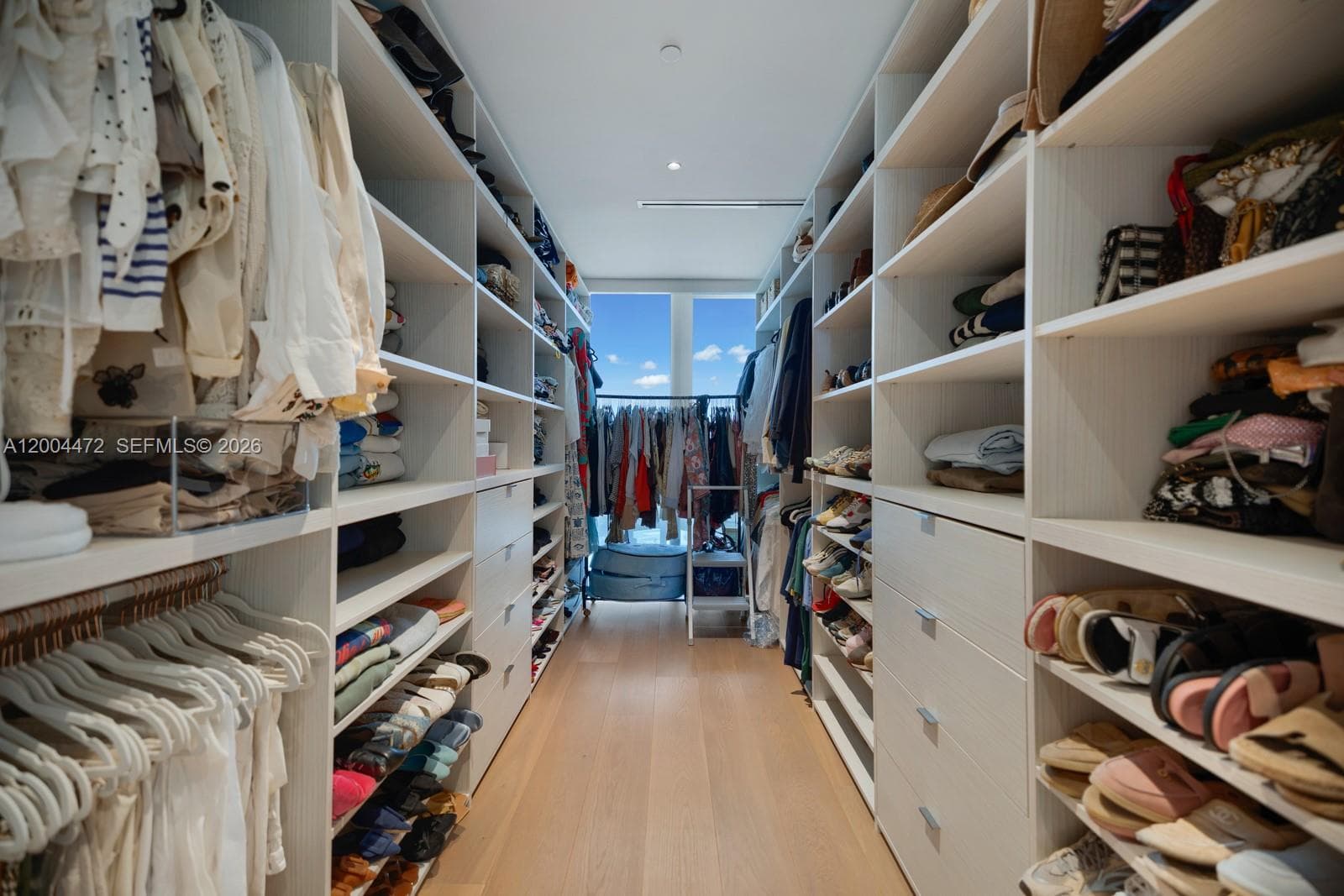 4701 N Meridian Ave # 627, Miami Beach FL 33140 — 23