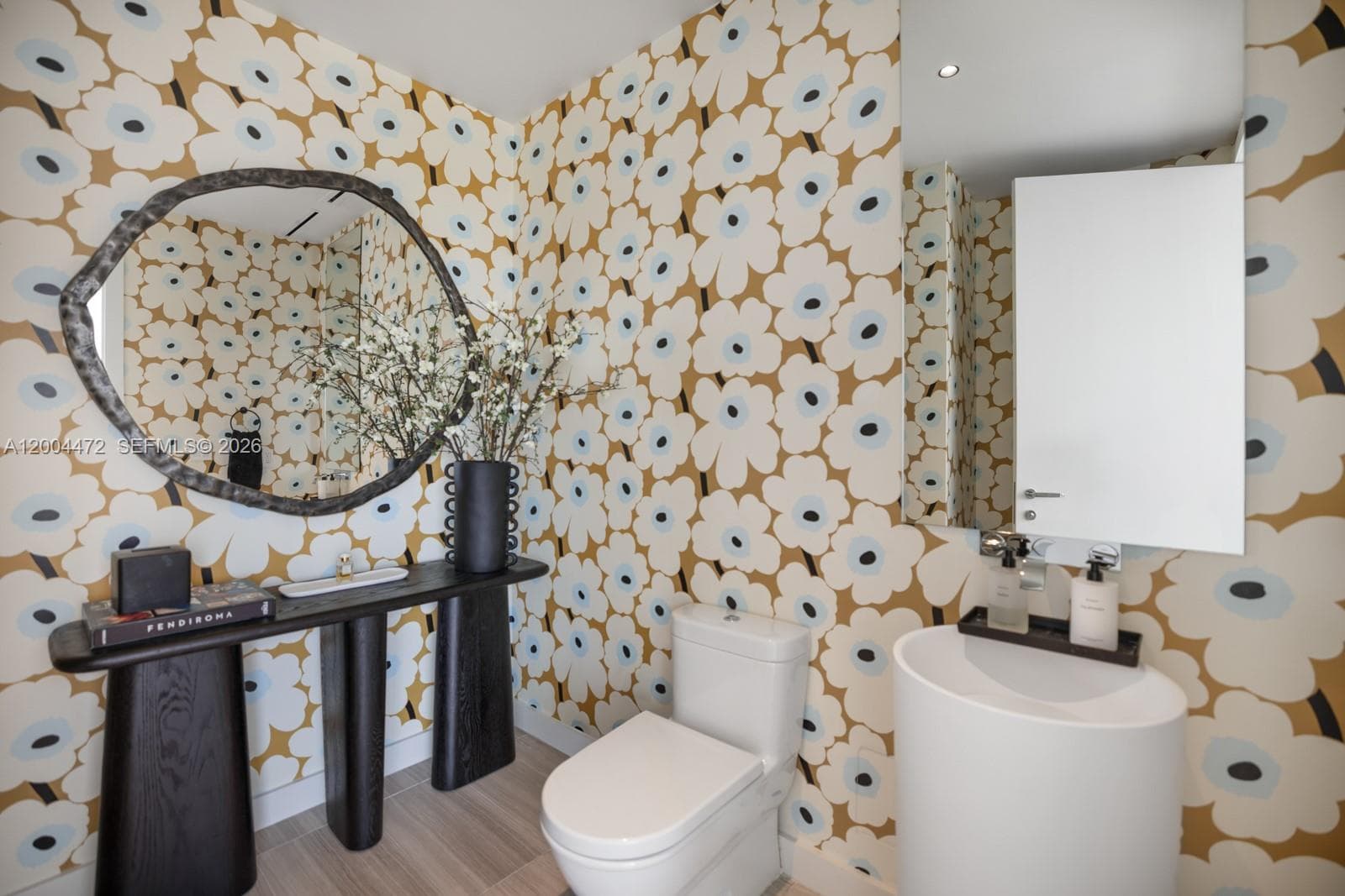 4701 N Meridian Ave # 627, Miami Beach FL 33140 — 27