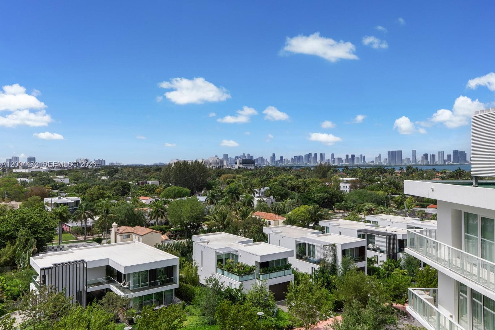4701 N Meridian Ave # 627, Miami Beach FL 33140 — 34