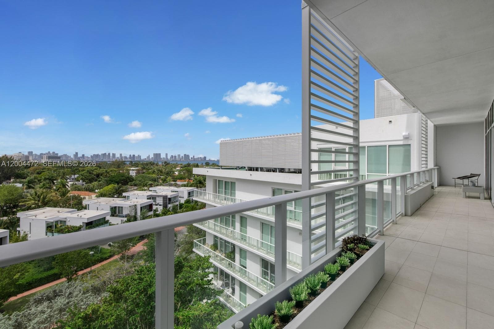 4701 N Meridian Ave # 627, Miami Beach FL 33140 — 35
