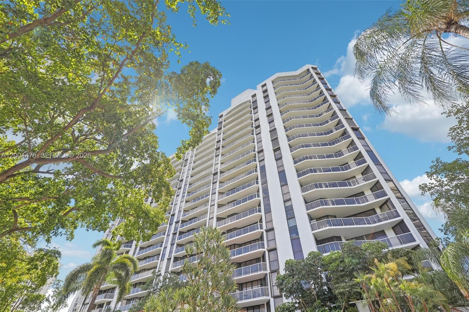3640 Yacht Club Dr # 1007, Aventura FL 33180 — 2