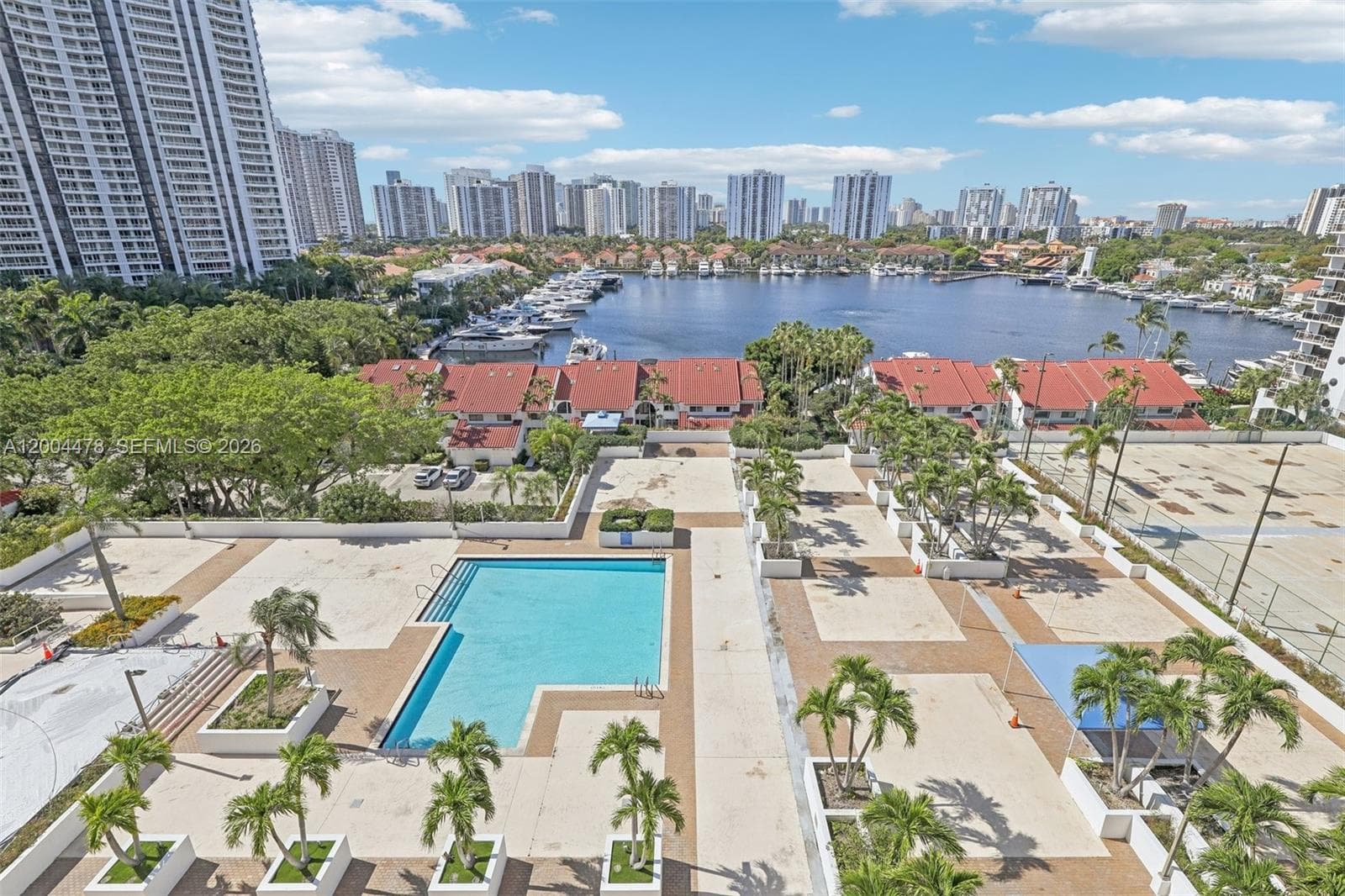 3640 Yacht Club Dr # 1007, Aventura FL 33180 — 43