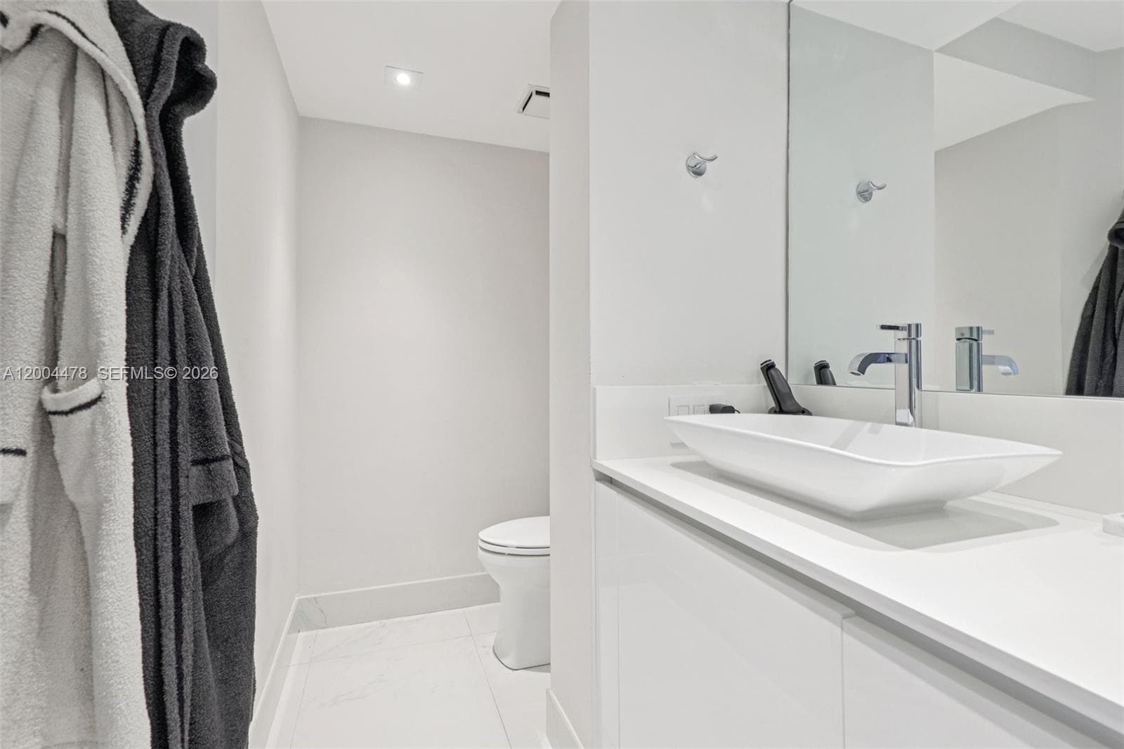 3640 Yacht Club Dr # 1007, Aventura FL 33180 — 20
