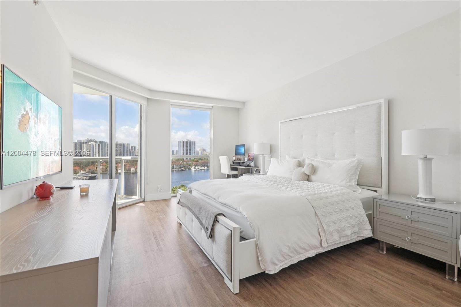 3640 Yacht Club Dr # 1007, Aventura FL 33180 — 24