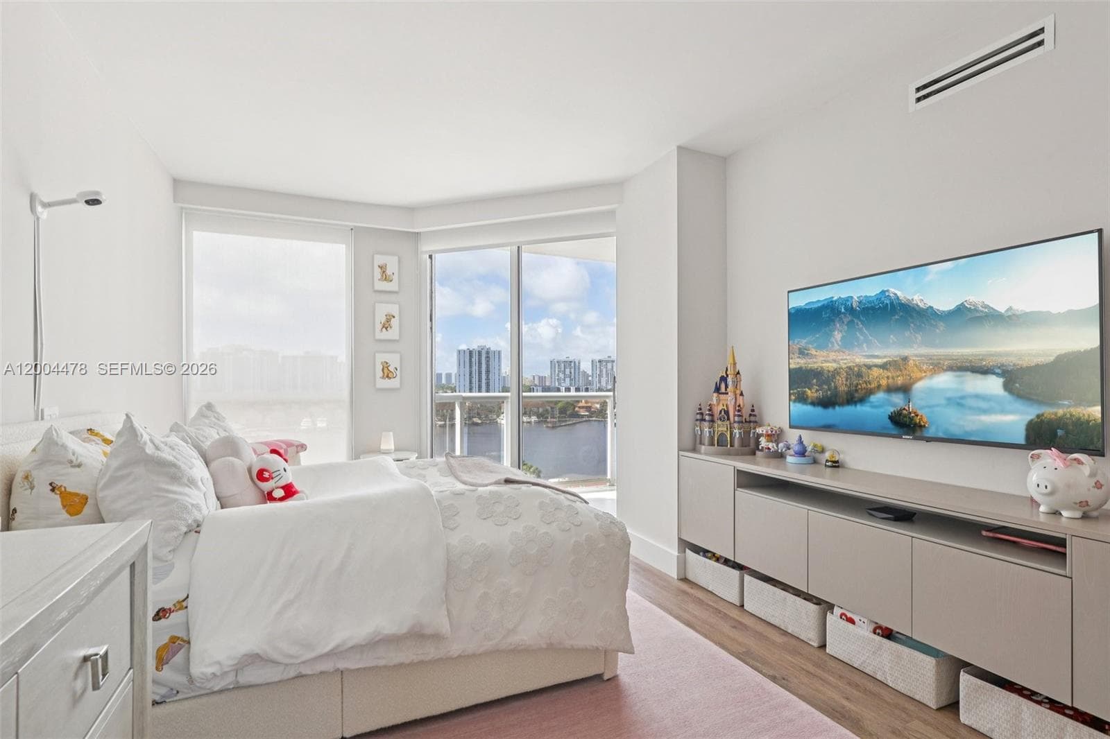 3640 Yacht Club Dr # 1007, Aventura FL 33180 — 30