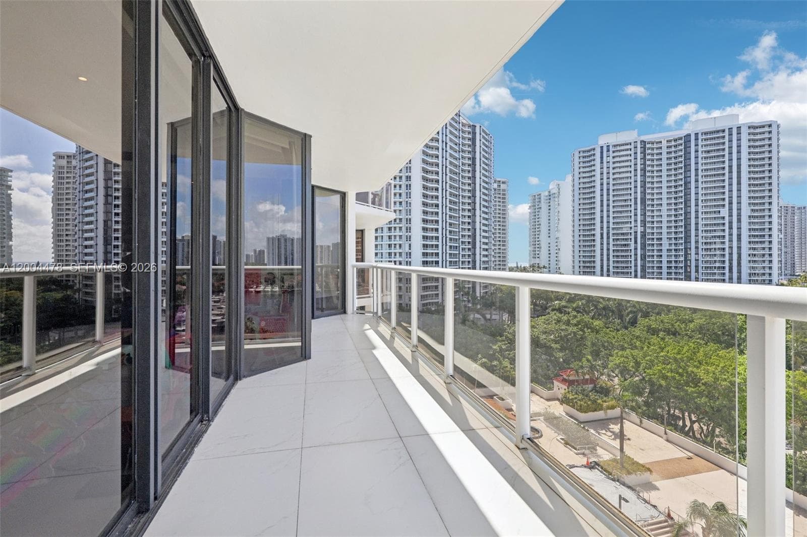 3640 Yacht Club Dr # 1007, Aventura FL 33180 — 38