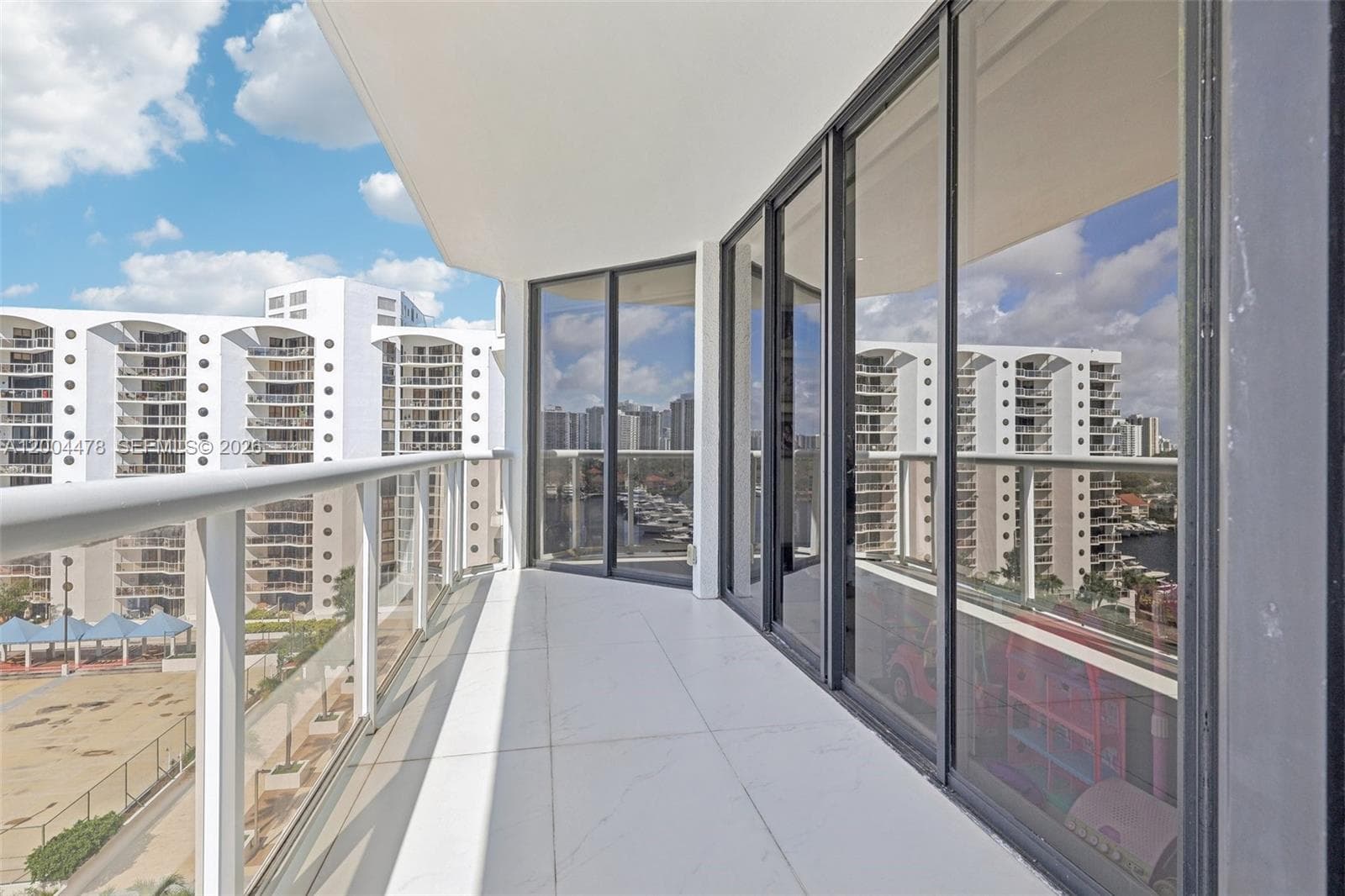 3640 Yacht Club Dr # 1007, Aventura FL 33180 — 40