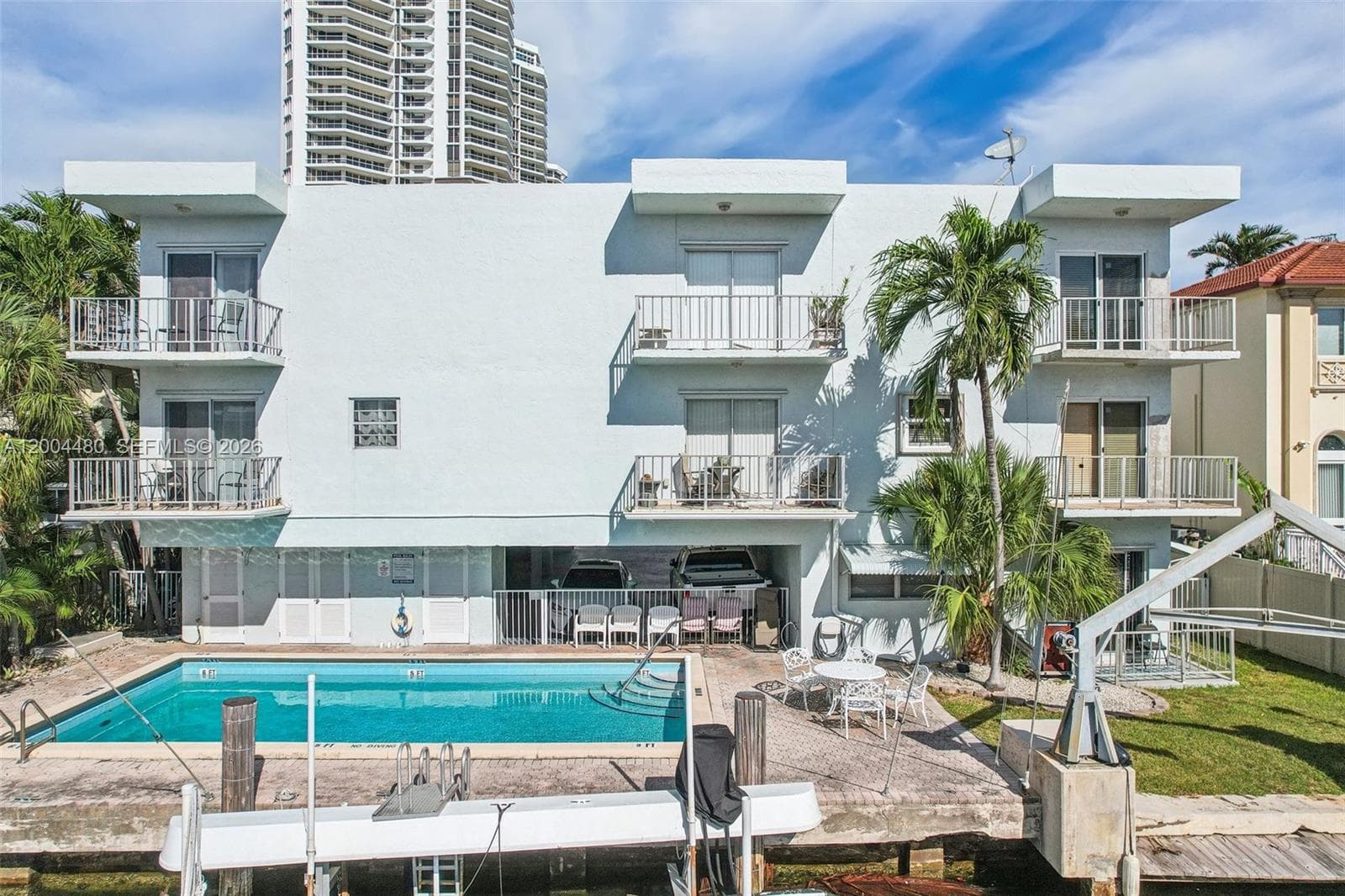 3862 NE 171st St, North Miami Beach FL 33160 — 52