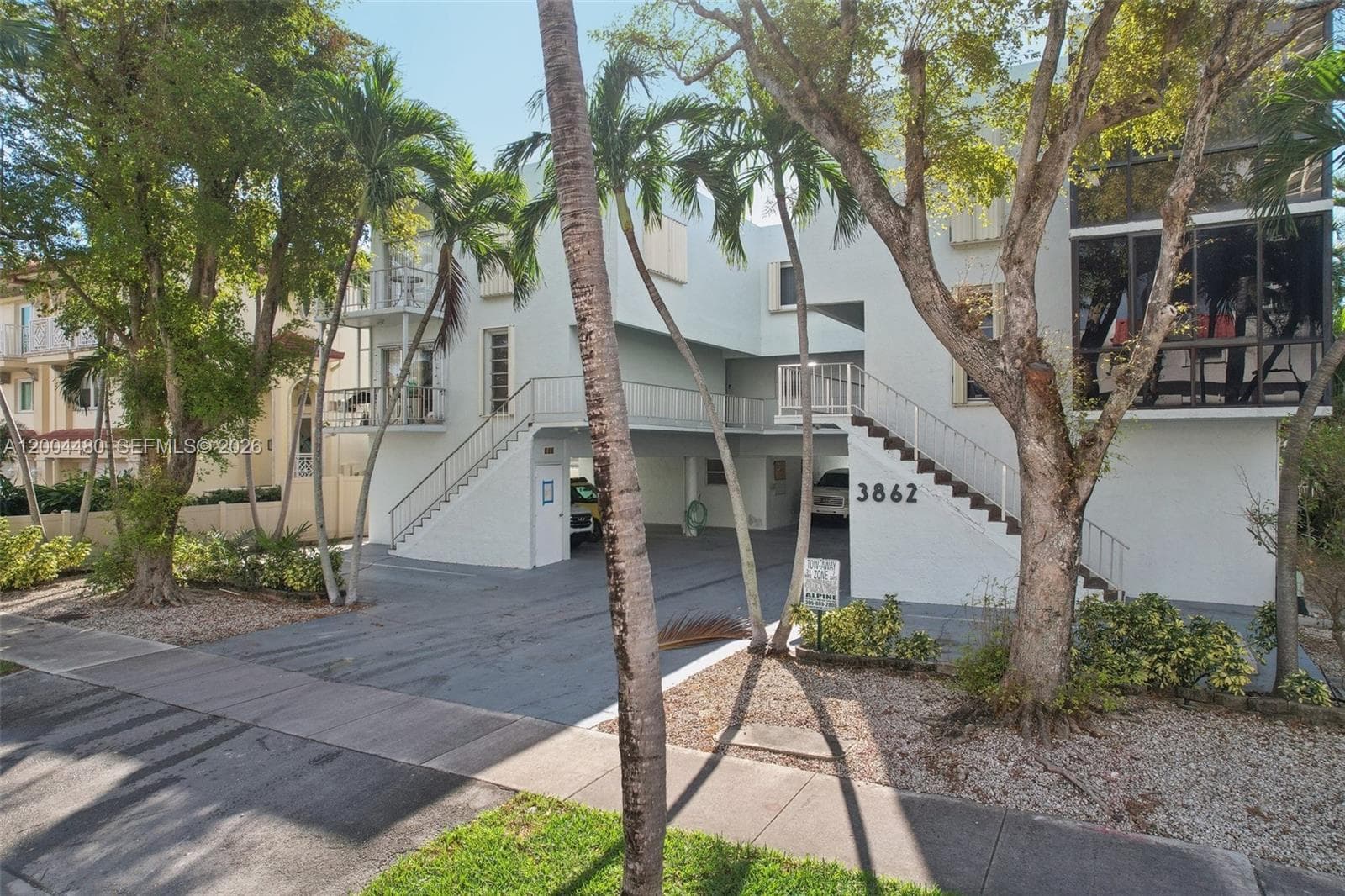 3862 NE 171st St, North Miami Beach FL 33160 — 5