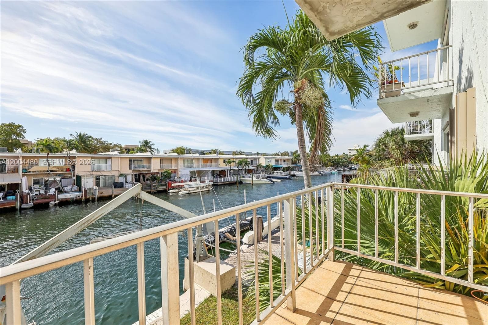 3862 NE 171st St, North Miami Beach FL 33160 — 33