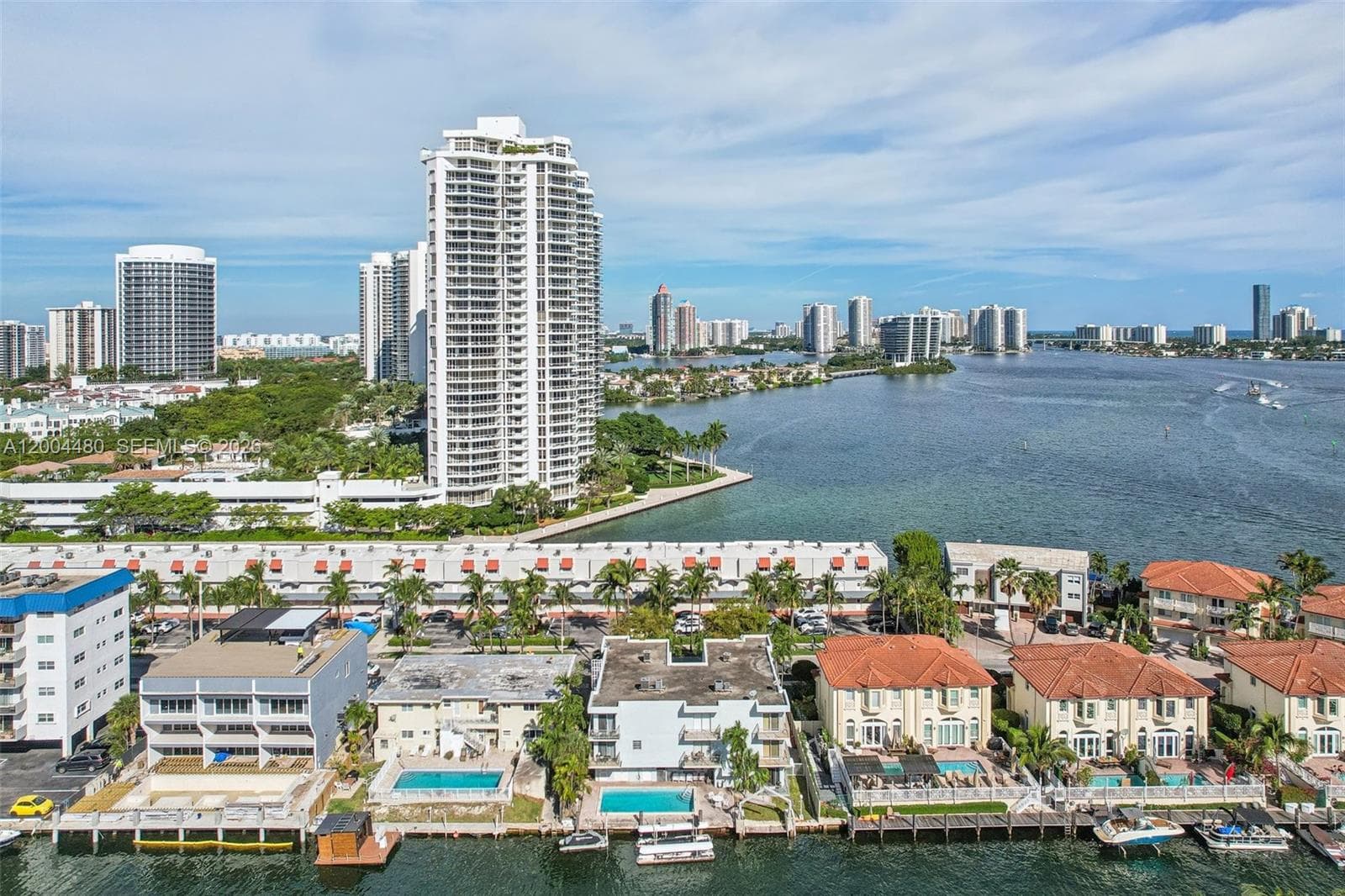 3862 NE 171st St, North Miami Beach FL 33160 — 41