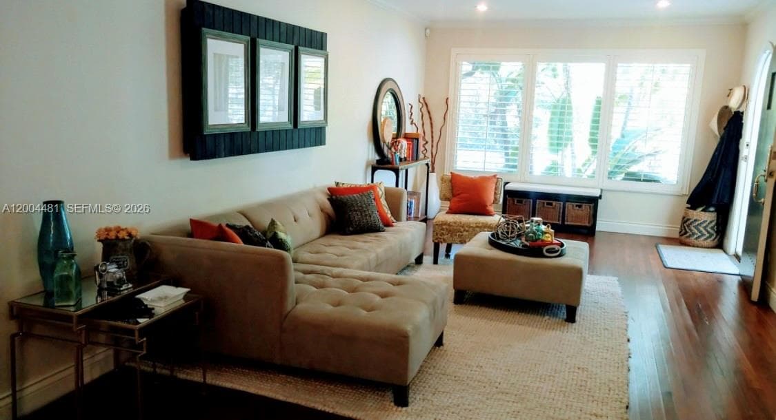 5718 SW 48th St, South Miami FL 33155 — 4