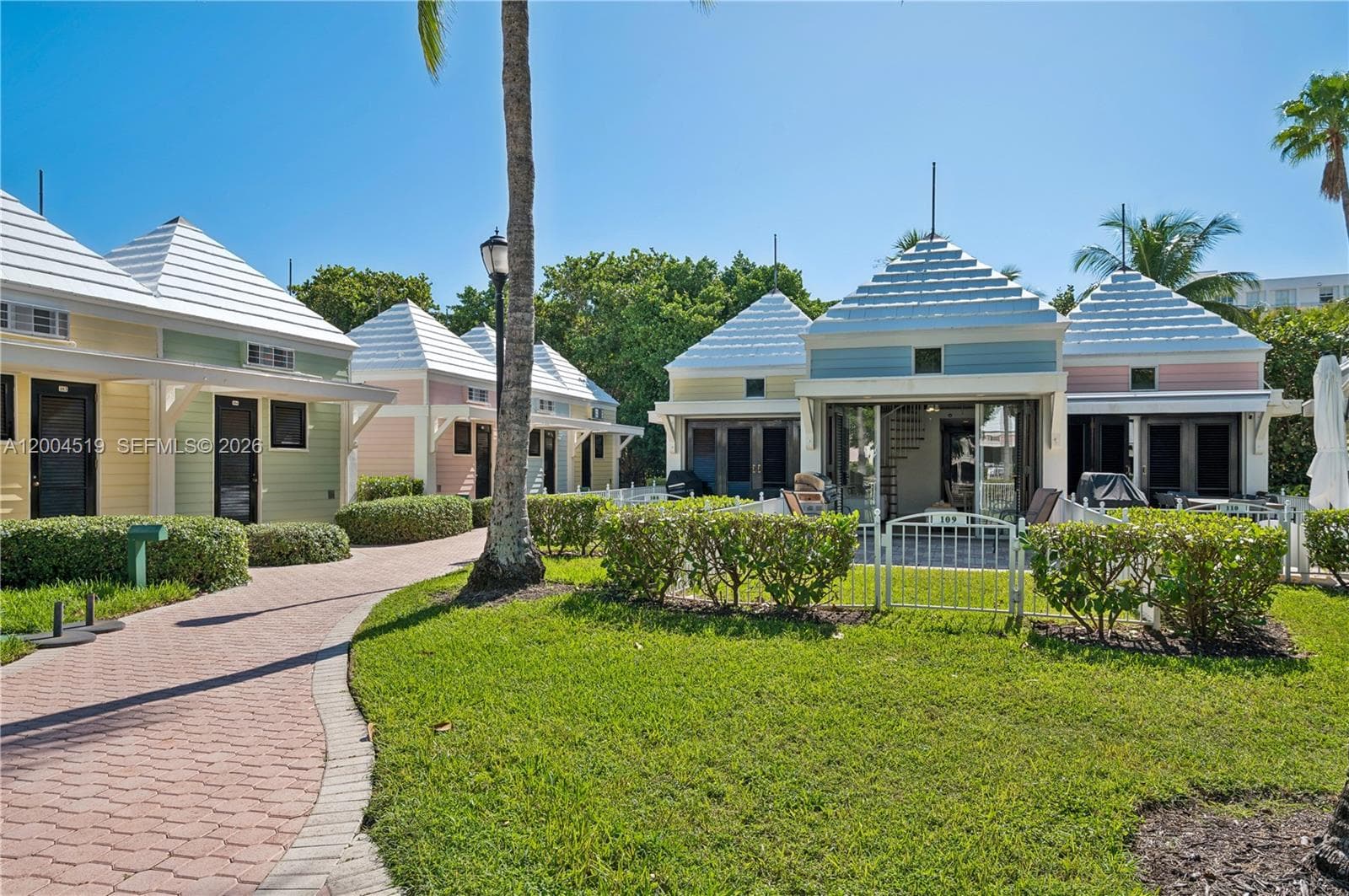 719 Crandon Blvd # 310, Key Biscayne FL 33149 — 16