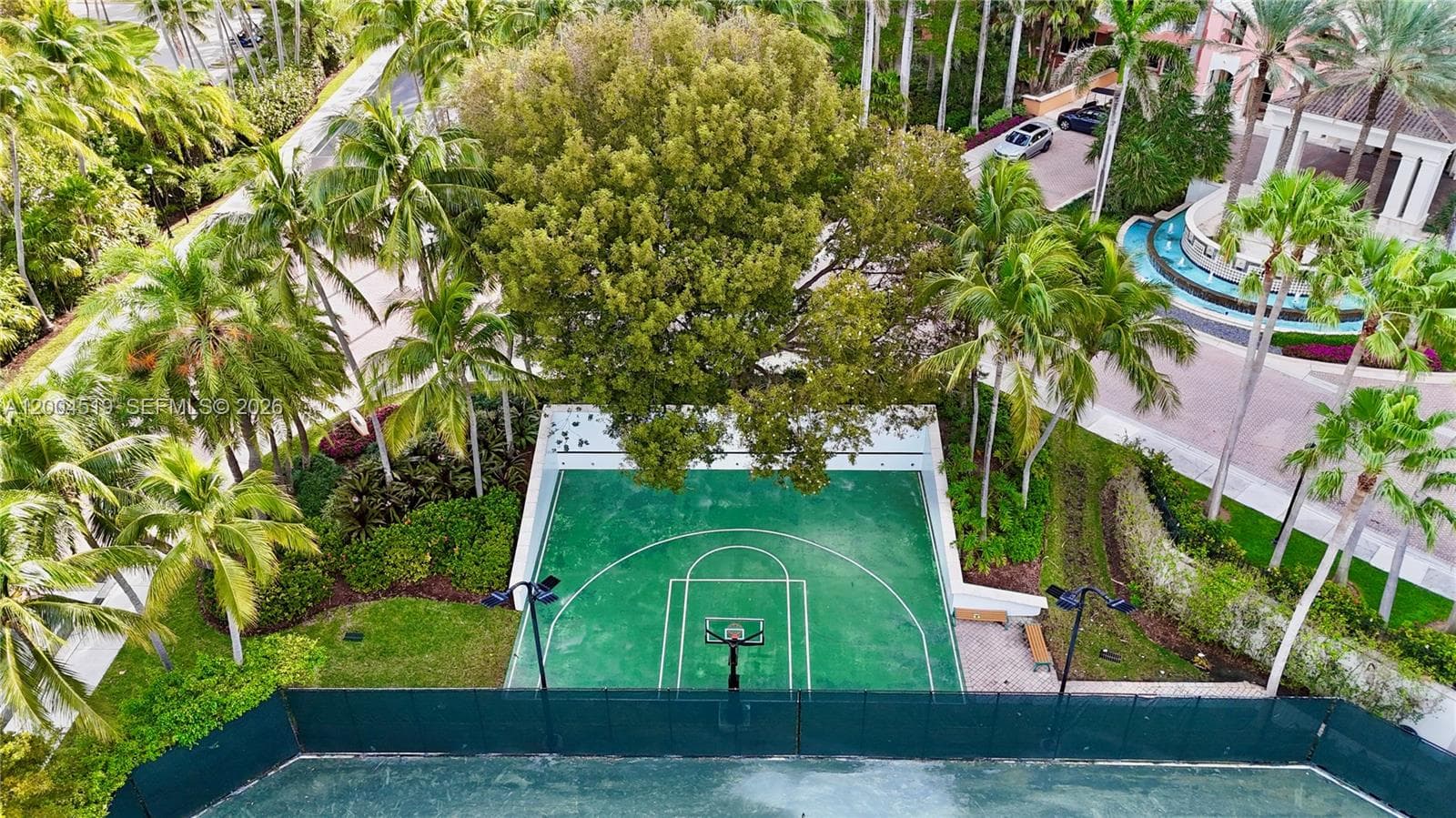 719 Crandon Blvd # 310, Key Biscayne FL 33149 — 24